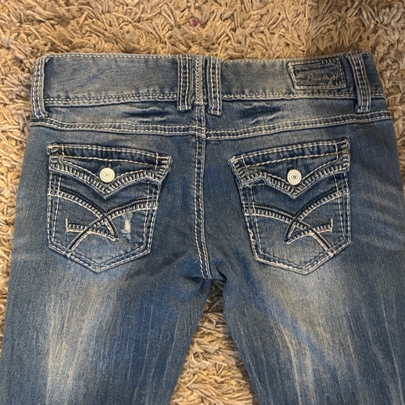 Amethyst Jeans Distressed Boot Cut in Faded Blue - Picture 6 of 8